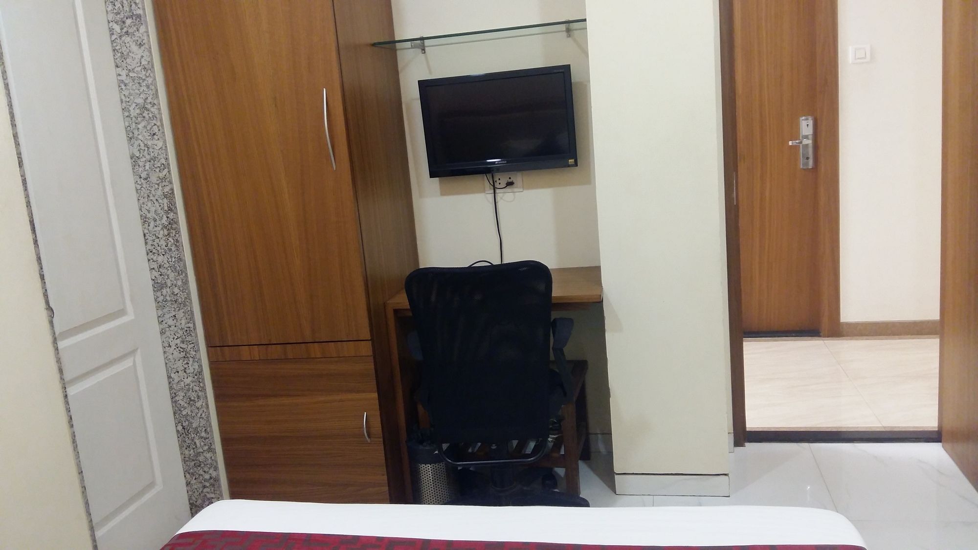 Hotel Address Inn Мумбаи Экстерьер фото